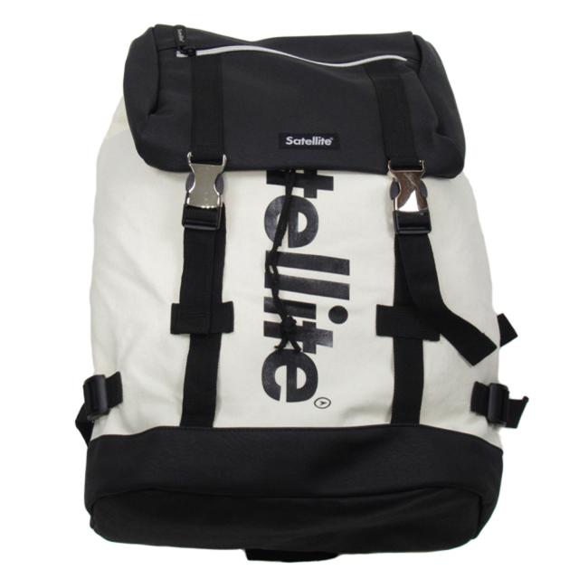 【BIGお買い物ラリー★30%OFFセール中】リュック・デイパックロゴ ホワイト 白 ブラック ユニセックス 中古