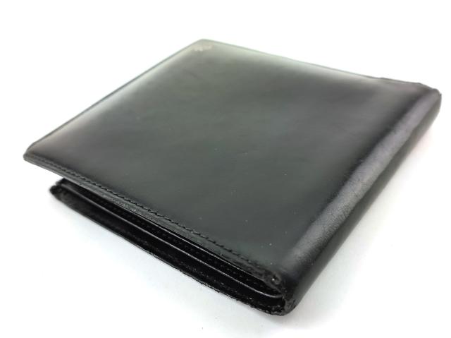 【30％OFF★土日ひと休み大売り出し】カルティエ CARTIER 二つ折り紙入れパシャ 黒いこと しろがね色 なめし革 メンズ 中古