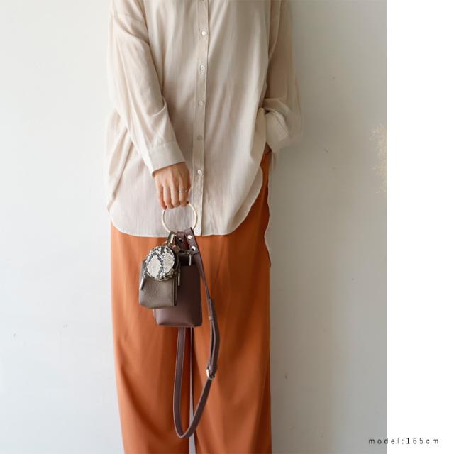 女王蜂 ビッグショルダーバッグ 専用保管用キンチャク付き 女王蜂 ビッグショルダーバッグ 専用保管用キンチャク付き