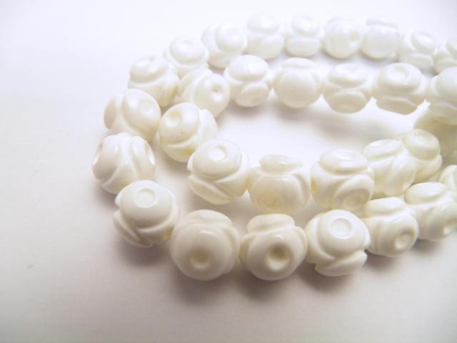 パワーストーン ホワイトシェル 三眼 10mm 一連