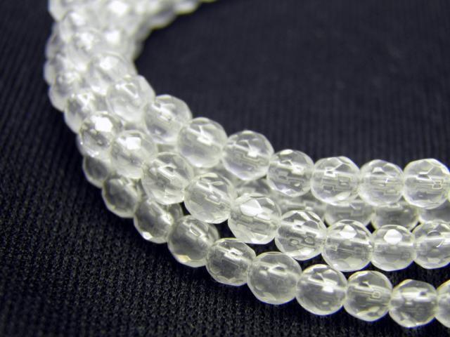 ミルキークォーツ  AAA 32面カット 4mm メガネチェーン 置き忘れ防止 めがねホルダー メガネストラップ 眼鏡コード 近眼 老眼鏡 おしゃれ 父の日 母の日 敬老の日ギフト パワーストーン ミルキークォーツ AAA 32面カット 4mm メガネチェーン 置き忘れ防止