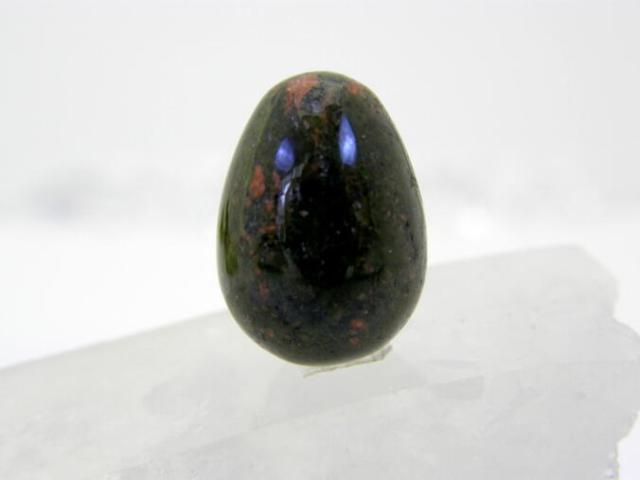 天然石 ユナカイト エッグ たまご パワーストーン