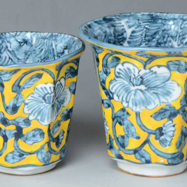 【送料無料】 京焼 清水焼 組湯呑 夫婦湯呑み 2客 黄濃花唐草の通販は