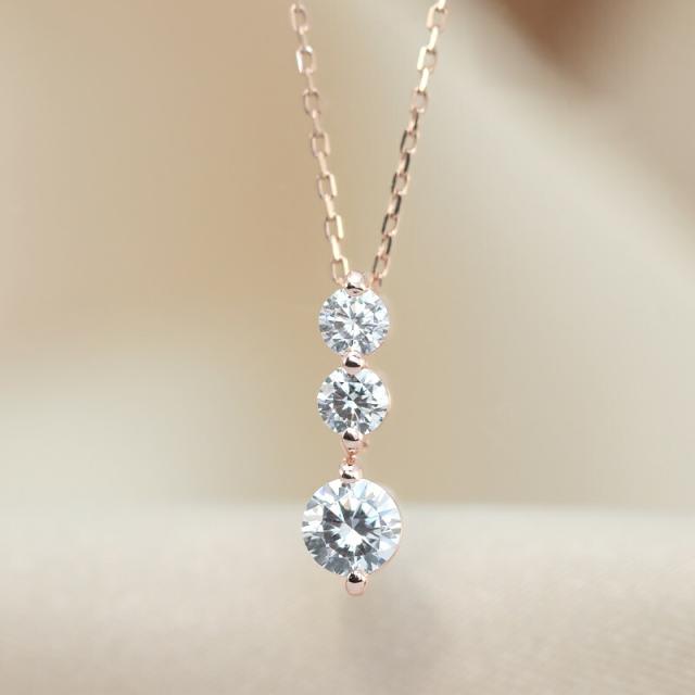 K10YG/WG/PG ダイヤモンド 0.5ctUP 【Hカラークラス/SIクラス】 トリロジー ペンダント ネックレス ダイヤ 3p 0.5キャラット ゴールド 10金 ゴールドカラーは選べる プレゼント ギフト K10 スリーカラー 大粒 3粒の通販は K10YG/WG/PG ダイヤモンド 0.5ctUP 【Hカラークラス/SIクラス】 トリロジー ペンダント ネックレス ダイヤ 3p 0.5キャラット ゴールド 10金 ゴールドカラーは選べる プレゼント ギフト K10 スリーカラー 大粒 3粒の通販は