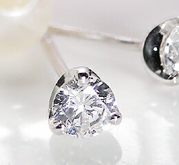 pt1000 【0.5ct】 3本爪 ダイヤモンド ピアス パールキャッチ付 純プラチナ スタッド Hカラークラス SIクラス プレゼント シンプル 一粒