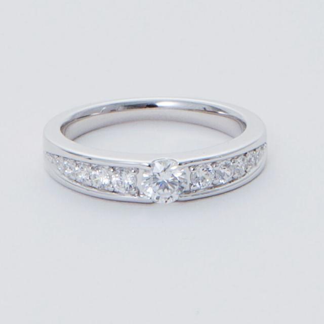 0.25ct 婚約指輪 結婚指輪 中央宝石研究所 鑑定書 品質保証書 結婚記念日 プロポーズ ブライダル 指輪 リング ダイアモンド ダイア Fカラの通販は
