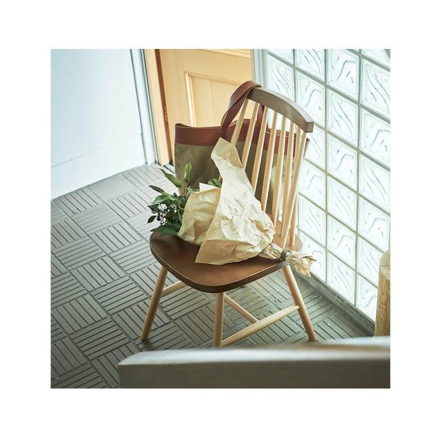 Ｐｕｆｆｓ（パフス）　　ウィンザーダイニングチェアー　ダイニング　ダイニングチェア　ダイニングチェアー　バーチ材　ウィンザーチェアー　台所　キッ 北欧無垢材 高級アームチェア Yチェア レストラン 別荘 書斎のベランダ