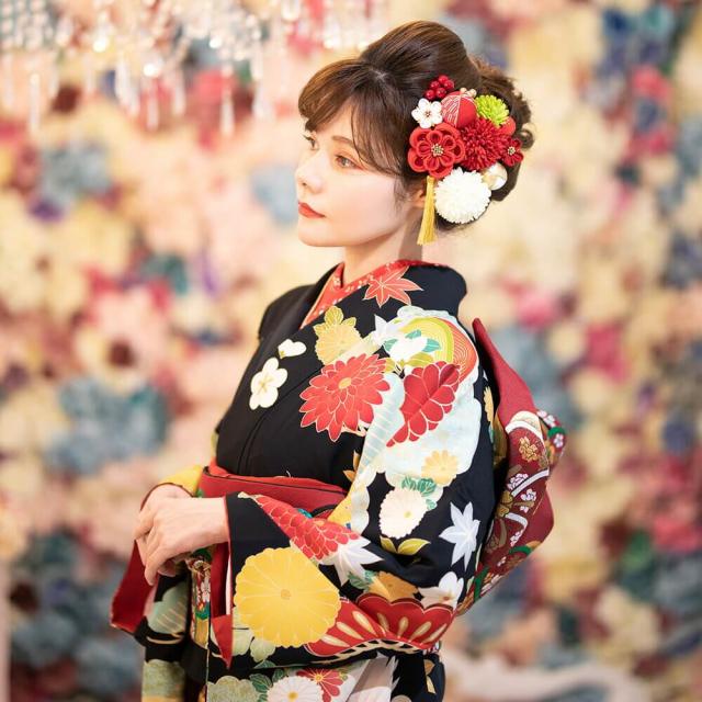 髪飾り　成人式　前撮り　振袖　袴　花　赤　紫　ちりめん　つまみ細工　Ｕピン　和柄　かんざし　簪　和装　大人　大人可愛い　可愛い_4