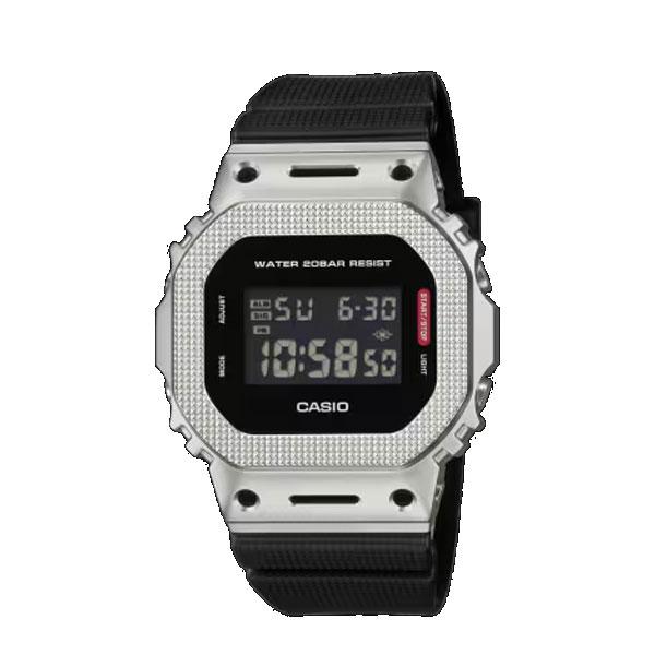 カシオ CASIO 腕時計 G-SHOCK GM-5600M-1JF 時計 衝撃 防水 ライト メタル 長寿命 腕時計 ビジネス カジュアル