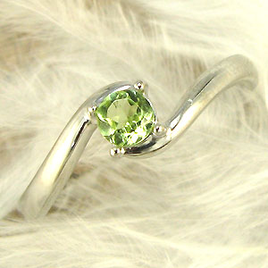 ペリドット:リング:シンプル:K18:一粒:指輪の通販は 72,300円