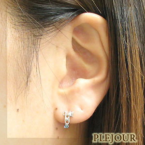 プラチナ:ピアス:ブルートパーズ:一粒:ネコ:pt900:片耳