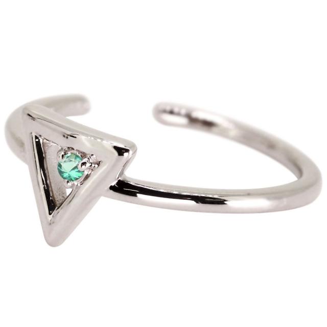 イヤーカフ エメラルド レディース イヤカフ 片耳用 三角形 ノンホールピアス 10k 10金の通販は イヤーカフ エメラルド レディース イヤカフ 片耳用 三角形 ノンホールピアス 10k 10金の通販は