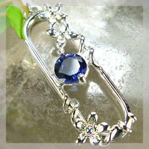 サファイヤ・ペンダント・10金・フラワーモチーフの通販は
