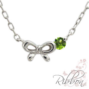 リボン・ペンダント・K18・プチ・ネックレス・ペリドット