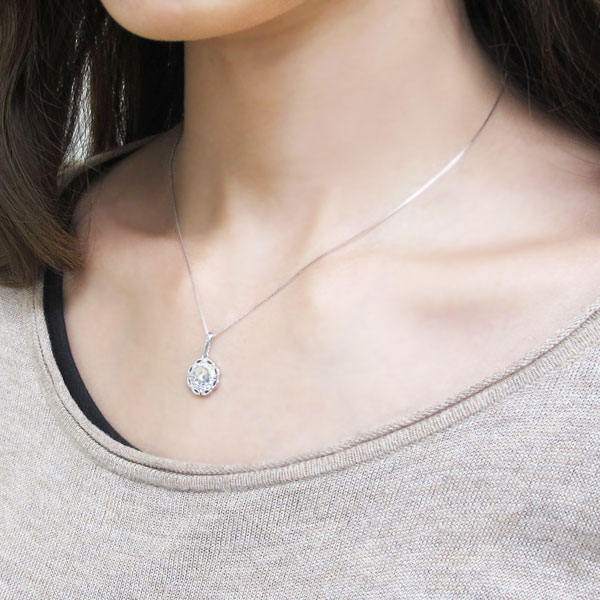 プラチナ フラワーネックレス ロイヤルブルームーンストーン 6月誕生石 ペンダント_1