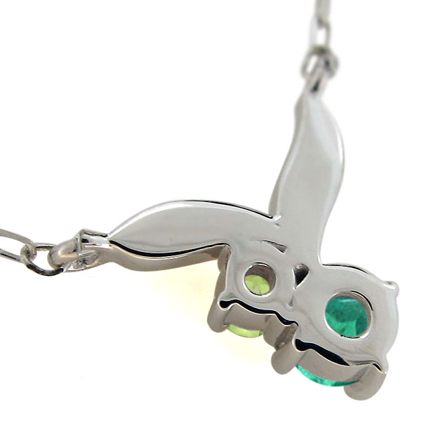 リーフ ネックレス プラチナ エメラルド レディースペンダント 葉っぱ