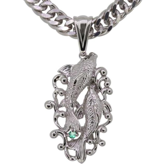 ネックレス 喜平 メンズ 鯉 コイ エメラルド プラチナ 魚 ペンダント 誕生石 5月の通販は