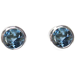ピアス・アクアマリンサンタマリア・シンプル・一粒・プラチナ・ピアス