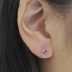 プラチナ・ピアス・ピンクトルマリン・シンプル・一粒・ピンクトルマリンピアスの通販は