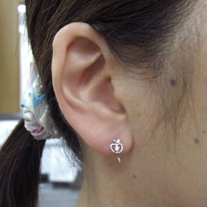 ダイヤモンド・ピアス・リンゴ・プラチナ・林檎・ピアス_1
