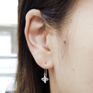 タンザナイト・ピアス・星・プラチナ・フックピアス・宇宙・ピアス_1