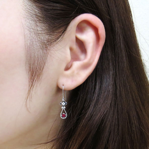 フラワー ピアス ルビー 花 フックピアス レディース_1