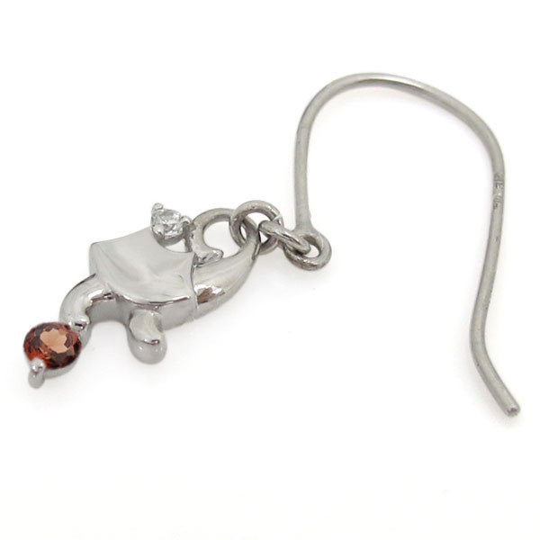 キャット・ピアス・猫ピアス・ガーネット・フックピアス・18金