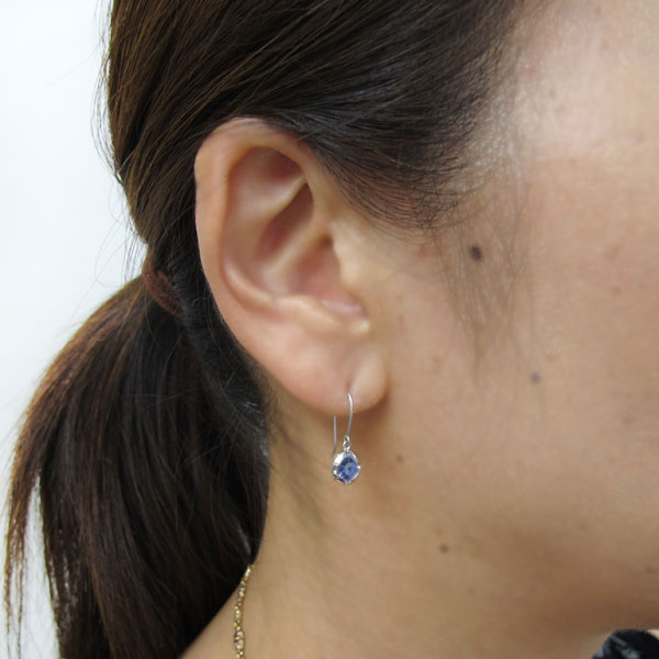 タンザナイト オーバル ピアス 一粒 K18 シンプルピアス 【公式通販】