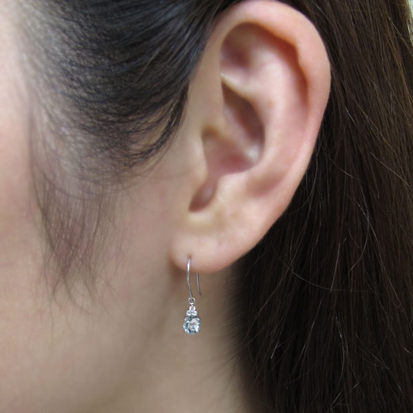 オーバル プラチナピアス アクアマリン フックピアス_1