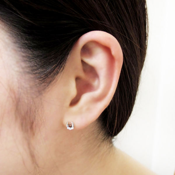 ホースシューモチーフ ピアス 18金 レディース 誕生石 誕生石 レディースピアス 一粒 ホースシュー 18金 馬蹄