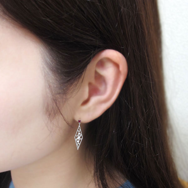 スクエアピアス ルビー ピアス ミル打ち ピアス K18_1