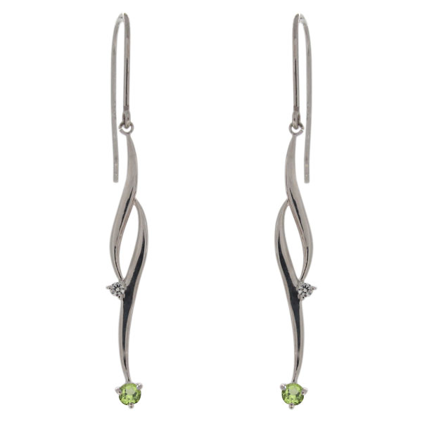 【送料無料】ピアス・シンプル・ロング・ペリドット・8月誕生石・プラチナ・フックピアスの通販は