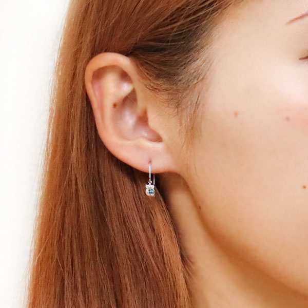 ピアス レディース 揺れる 天然石 アクアマリンサンタマリア 10