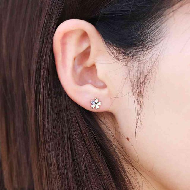ピアス レディース 人気 18金ゴールド 花モチーフ 桜 かわいい 母の日 2023_1