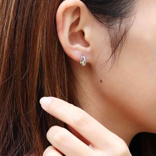 ピアス 小ぶり シルバー レディース 両耳 誕生石 8月 ペリドット 女性 