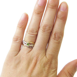 プラチナ・18金・コンビ・リング・一粒・ペリドット・指輪の通販は