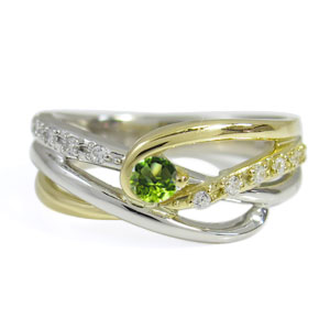 プラチナ・18金・コンビ・リング・一粒・ペリドット・指輪の通販は