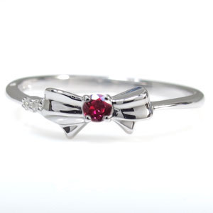 誕生石 リング ルビー リボンリング K18 指輪