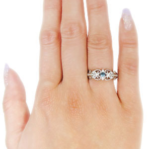 プラチナ リング ブルートパーズ リング キューピット 矢 指輪の通販は