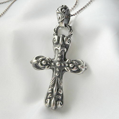 送料無料 アンティーククロスネックレス メンズクロスペンダント シルバーペンダント の通販はau Pay マーケット シルバーアクセサリー夢ロード