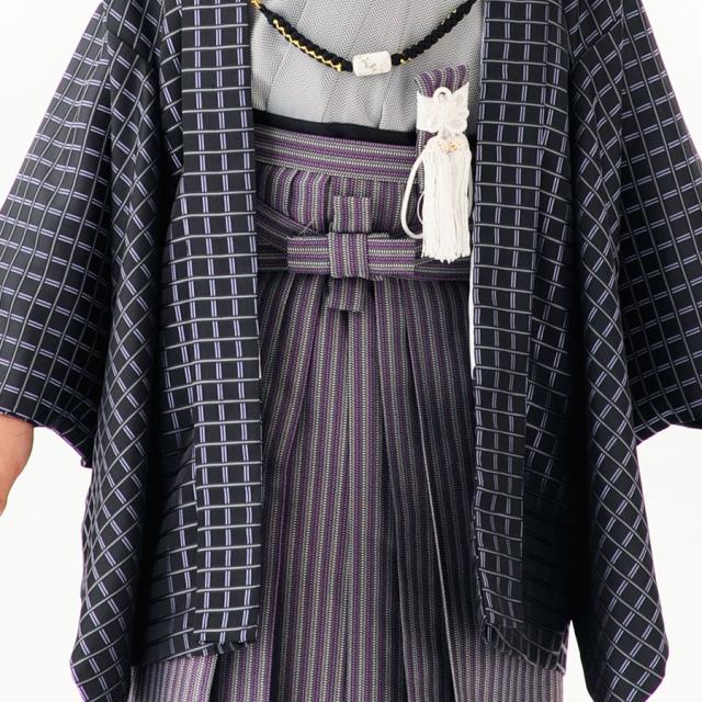 花わらべ ジュニア 羽織 袴 レンタル 小学生 卒業式 貸衣装 七五三 子供 男児 セット 往復送料無料 黒 格子柄 紋付き_2
