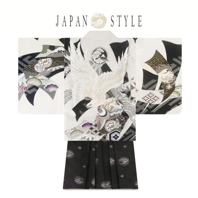 JAPAN STYLE レンタル 七五三 選べる2サイズ 【かんたん着付け】羽織袴 五歳 男児 着物 アンサンブル セット【3歳 5歳 貸衣装 子供 男の子 着物セット】卒業式【往復送料無料】 古典 タカ 鷹 黒 白 新品足袋プレゼントの通販は