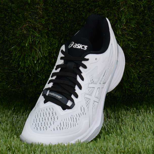 アシックス asics SKY ELITE FF 2 バレーボールシューズ 21AW(1051A064-101)｜au PAY マーケット