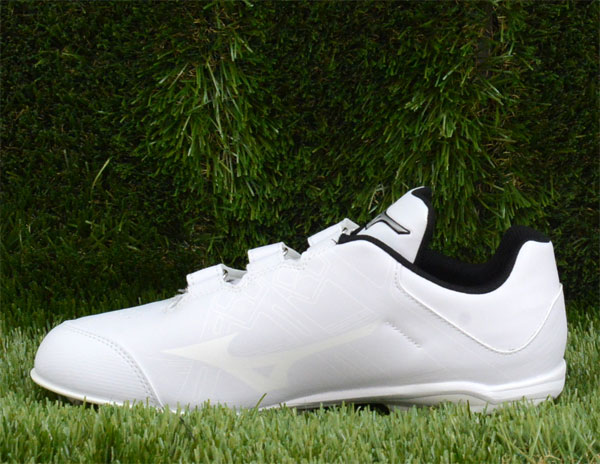ミズノ　ライトレボバディー2BLT  11GM232501  サイズ:26.0 MIZUNO ミズノ 11GM232501 ライトレボバディー2 BLT 高校野球