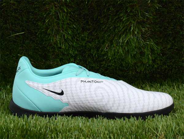NIKE(ナイキ) ファントム GX アカデミー IC フットサルシューズ