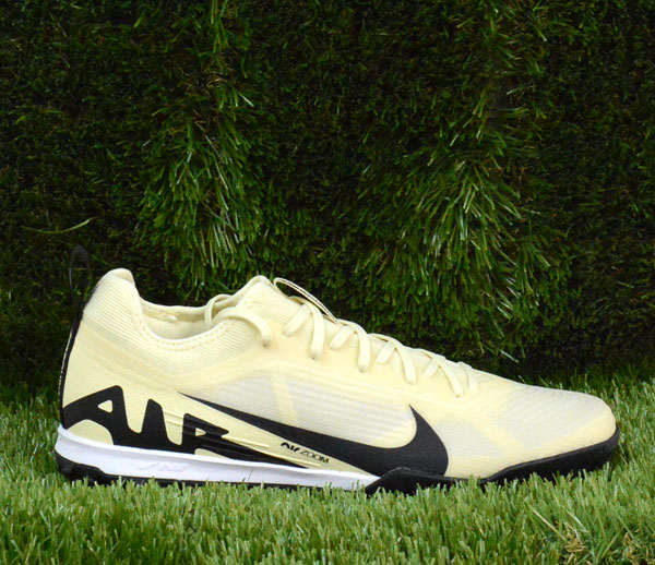 NIKE ナイキ ズーム ヴェイパー 15 PRO TF DJ5605040 公式 NIKE ナイキ