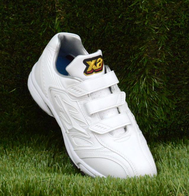 xenax ホワイト トレーニングシューズ xenax ホワイト