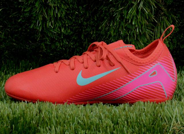 ナイキ NIKE ジュニア ズームヴェイパー 16 アカデミー HG ジュニア