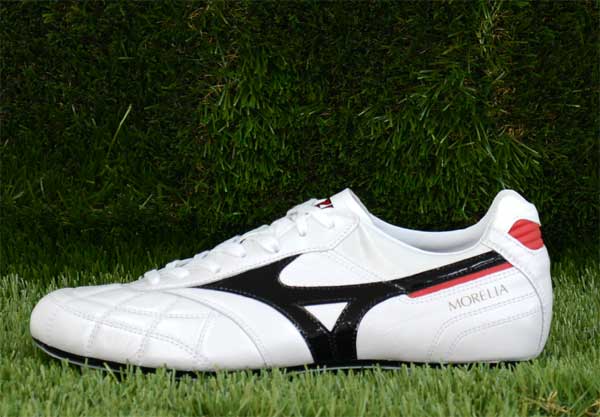 Mizuno Morelia2japan 白　クロスステッチ　22.5センチ モレリア II JAPAN ショートタン・クロスステッチ / MORELIA 2