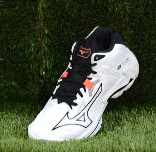ミズノ MIZUNO ウエーブライトニング Z8 MID バレーボール